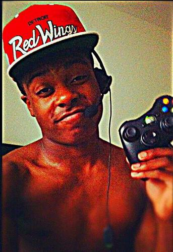 I love all the young new talent like Jacob latimore,Jawan Harris, omg girls, shameik moore and Taylor&Tyra(just to name a few) follow me :) xoxo#teamtwinzy