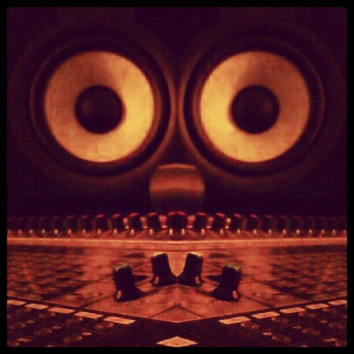 DimLProductions's profile picture. EpideMic consists of artists Eknolig, MD Riddles, and PureSpective.  A Different Brand of Hip Hop.