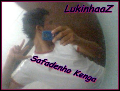 Talvez eu seja apenas um sonhador Porque essa mulher tem muito valor Me faz sentir que eu preciso dela '-' M.r ♥