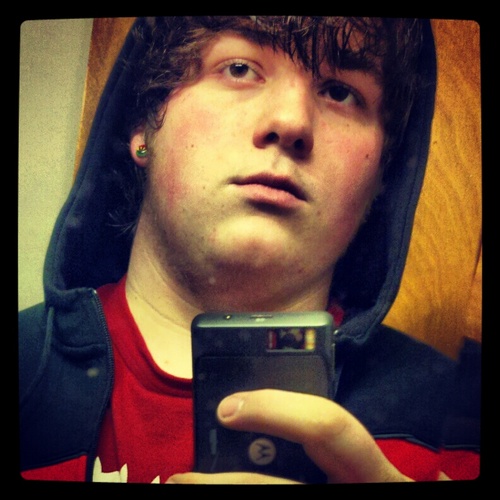 so I am a huge nerd haha #skyrim #gearsofwar3 .... #teamfollowback #stonertweets all day....Listening to @Excision all day!!!!