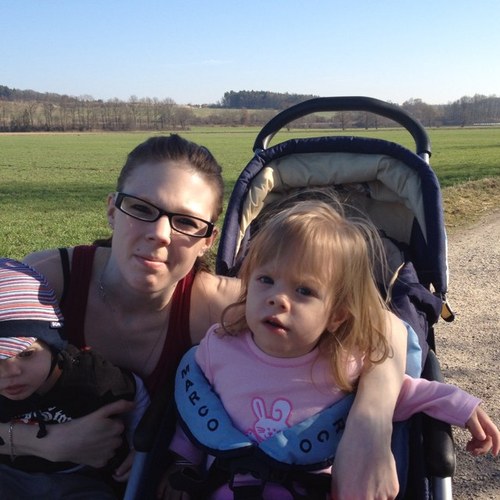 Hotsweetgirl22's profile picture. 