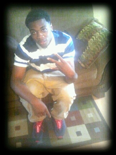 EDDU to all my haterz/FREE MY NIGGA BOOSIE BADAZZ/yall follow @_cheesedOUT[she a BIG FINE ;] now followME b/c i followBACK or hit tht HEAD