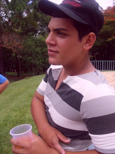 Rastreado Pelos Vermes