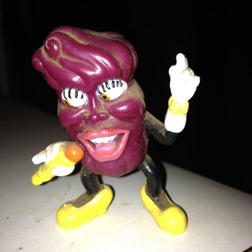 nohea72's profile picture. Laugh Often Live Life Love Much