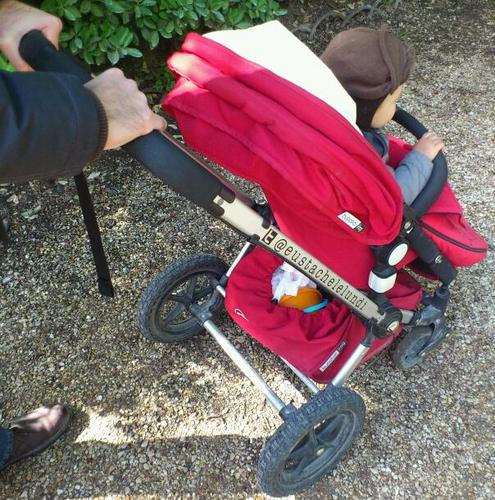 eustachelelundi's profile picture. Le lundi, papa garde Eustache, à moins que ce ne soit le contraire...
AAA rated: Amour, Arts, Actualité Politique