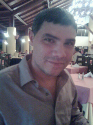 leangelhdez's profile picture. 