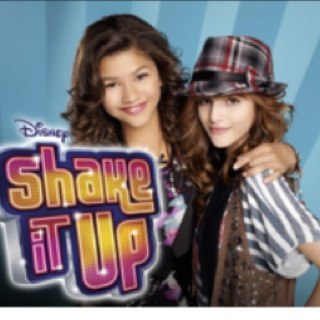 @bellathorne and @zendaya96 are my life! ill follow back and ask for a shoutout! ;)