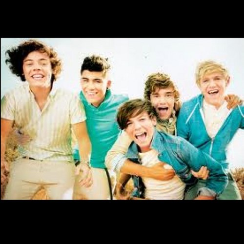 1DForMe5's profile picture. Supporting 5 amazing guys.