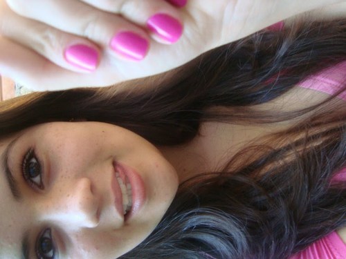 Amorzinho da @CarolinaMendes_,a menininha do @Rafa_Ervilha,lindinha da
@BeatriiizM_ e m. a. pra sempre da minha @LaariCristinaa_ ...