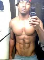 LaikenBrewer's profile picture. CenterofAttention