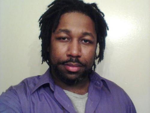 Mirakuluz's profile picture. I DESIGN CLOTHES, WRITE BOOKS, AND BUY CRYPTO.

I-285 APPAREL
BITCOIN & BINARY 
URBAN HUSTLERS LEAGUE