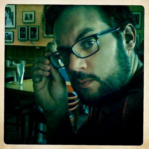 pseudosuperman's profile picture. Well hot diggity damn!