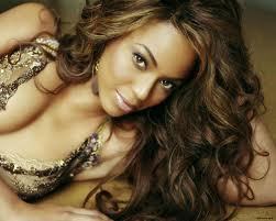 LaraJikim2's profile picture. come with me i am hot