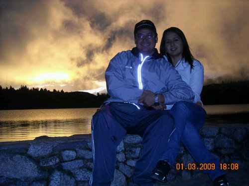 100% Vzlano, amante d la cocina y dl invento culinario al ojo %, m encanta fotografiar paisajes, 100% caraquista pareja d @clautrg amo a esa mujer y a mi madre