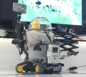 LabBot1's profile picture. Saudações, eu sou Lab.Bot1
Uma unidade robótica de inovação móvel, consciente e ativa. Sou o correspondente do Laboratório de Habilidades para o Futuro.