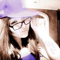 Helena Lazo (@x_elenaaa) 's Twitter Profile