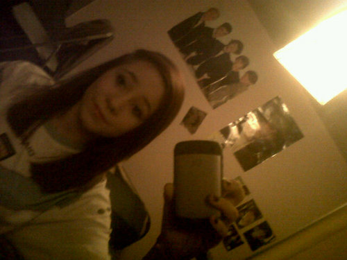 meggie_gow's profile picture. Follow me and I will follow back, okay?