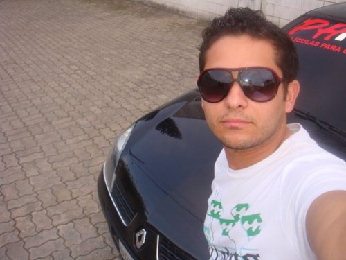 nandozm2008's profile picture. 