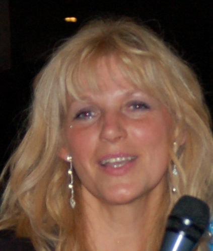 AloeGorgeous1's profile picture. Happy being happy 😊 F1 Receptionist 🧡💙