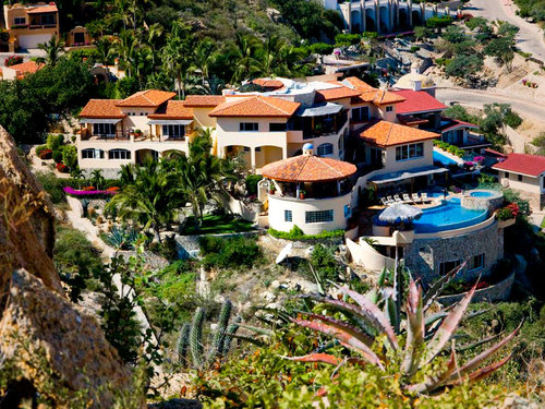 3-Dimensional Luxury Fractional Lifestyle Collection in Cabo San Lucas: 6 Bed, 13,000 SqFt Villa Las Palmas, Unrivaled Amenities and Signature 6-Star Service.
