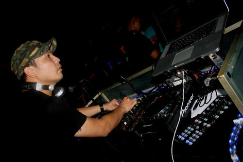 steveeluhulima's profile picture. @velizaarthur's husband and keano_dl's daddy