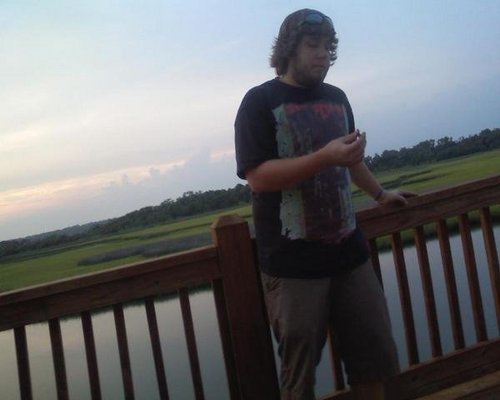 Lives on an island...surfs...paints...plays music...pounds beer...tears shit up. #TheFamily
