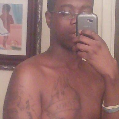 Laid back down to earth 24 yrs old from tha eastside of Funky Town, Tx #TeamMavs #TeamFollowBack #TeamLeo 8/17/1988