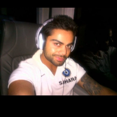 only d biggest n craziest fan of virat kohli!! made this account just so that VK might just notice me!! luv him!!