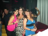 I can't stand young guys at bars and clubs who are immature.  please follow me. http://t.co/kSjcBb9OF0