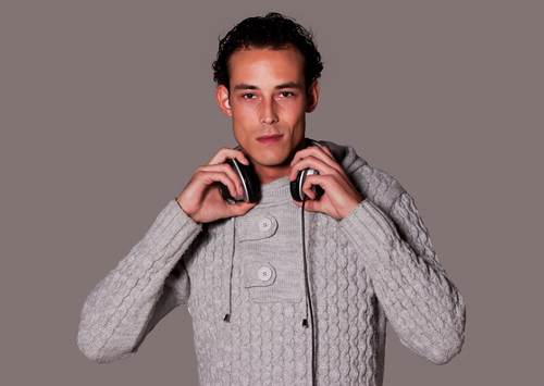 for bookings and music check @ http://t.co/abq9sAjE @ http://t.co/EOMqmeVp