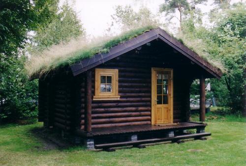 GrashopperHut's profile picture. Duurzame en robuuste rondhouten stapelbouw blokhutten met grasdak. Ook houten wegwijzers.