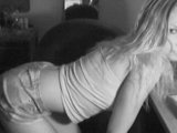 Gosh.. where have all the guys with brains gone?  please follow me. http://7vd.cn/aey