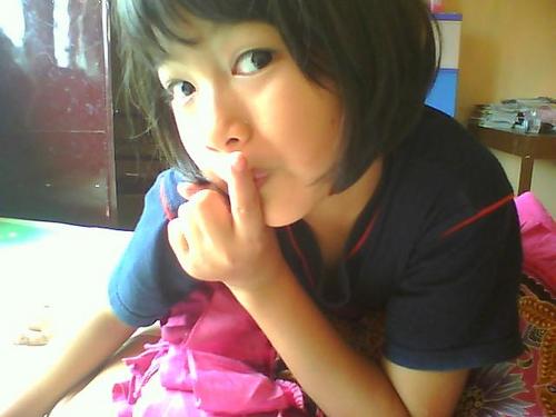 artheofamy's profile picture. Exist and Famous :-D
lol