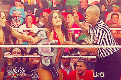 i love @Torrie11,@trishstratuscom,@tedDibiase,@realmelinagleek @jessicatrish,@therealmelina,