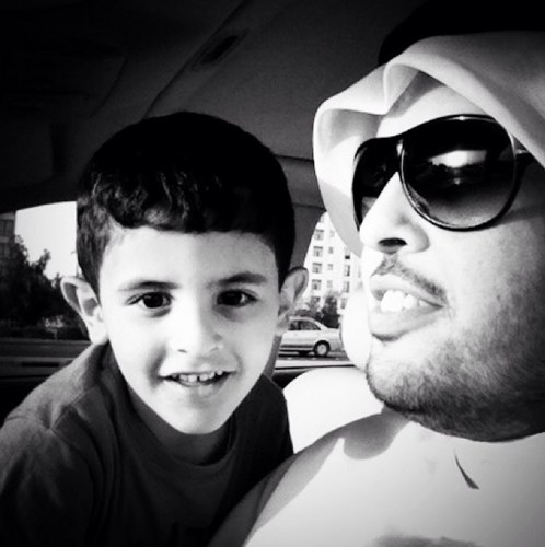 عندما تنقل عن كاتب واحد يسمى ذلك سرقة أدبية أما عند النقل من عدة كتب يسمى بحث