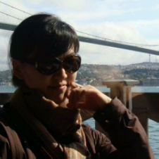 laseine92's profile picture. 