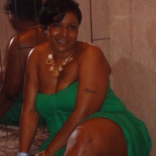 URFavoriteEsq's profile picture. 