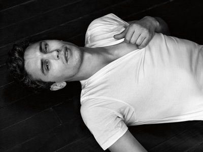 Older brother to @DaveJohnFranco aka dip shit. Oh, yeah. I'm more popular too. 21+/MC/Gay/NOT LOOKING