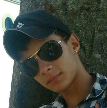Eu adoru Doritos e Coca-Cola sou Gay linda! amo music e é isso ai me segue aii pessoal