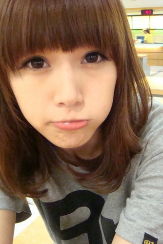 _e_d_i_h_'s profile picture. 女子大学生やってます。フォローは1000%にお返しします。よろしくね☆　カラオケ/ボーリング/ダーツ/読書/カフェめぐり/和食