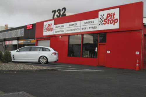 Pitstop Greenlane, Workshop for all your servicing needs, custom exhaust fabrication, Brakes, Suspension, WOF, Diagnostics/Code reading & erasing and much more