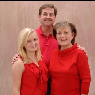 Bethsingr's profile picture. 