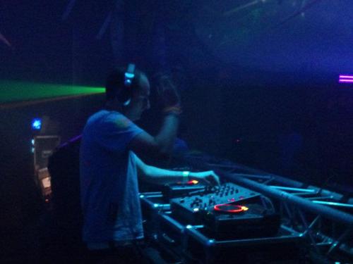 DJ Kamadeva aka Double H
https://t.co/uwbxmXOraY
https://t.co/d8g8CGhlec
http://soundcloud