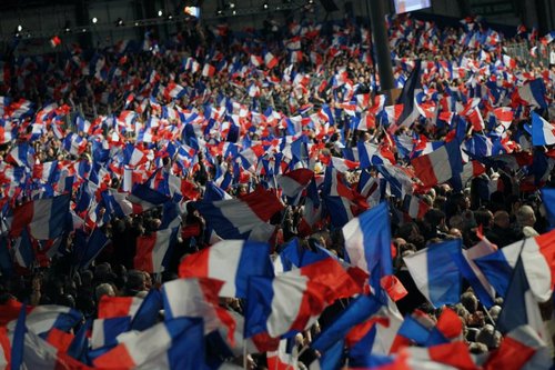 Tu es jeune, tu aimes ton pays: Vote Sarkozy