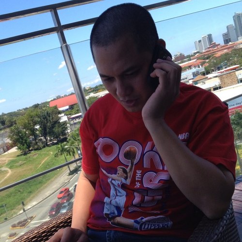 jmnicasio's profile picture. 