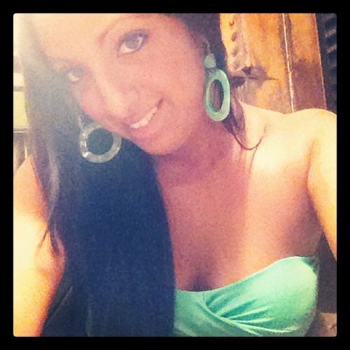 LeeshaaBabiee's profile picture. realist bitch up in this.