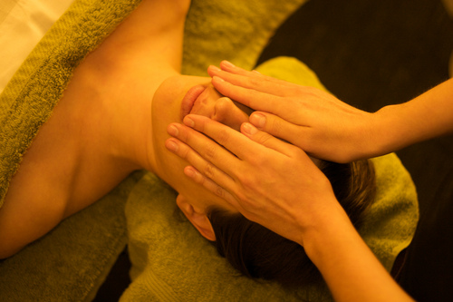 PaulaKusum's profile picture. Potenciarnos y conocernos mirando desde el ojo del huracán! Talleres Chakradance, Sanaciones Individuales, Reiki, Canalizaciones a distancia.