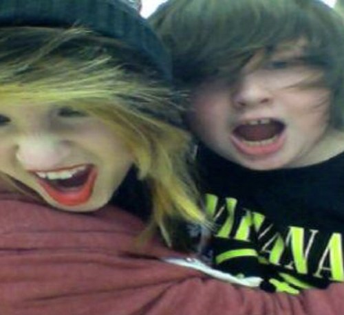 YouMeAtAndrew's profile picture. If you love metal , rock follow me I love foo fighters slipknot MCR BVB Nirvana p!atd YM@6 A7x ext I follow back and always talk.R.I.P the rev