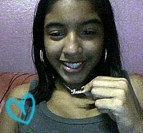 NαO soou Peerfeeitα, neiim doonα dα veerdαdee.Maaiis,soouu doonα dee miim,doonα dass miinhαs voontααdees(LLL...¹ Me segue e sigo de volta HAHA