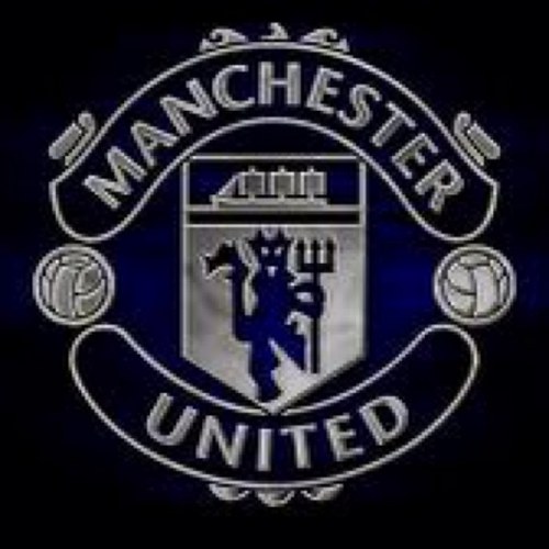 A twitter account for the #MUFCFamily , FOLLOW if you are a Manchester United fan. FOLLOW MY PERSONAL ACCOUNT : @CR_MUFC